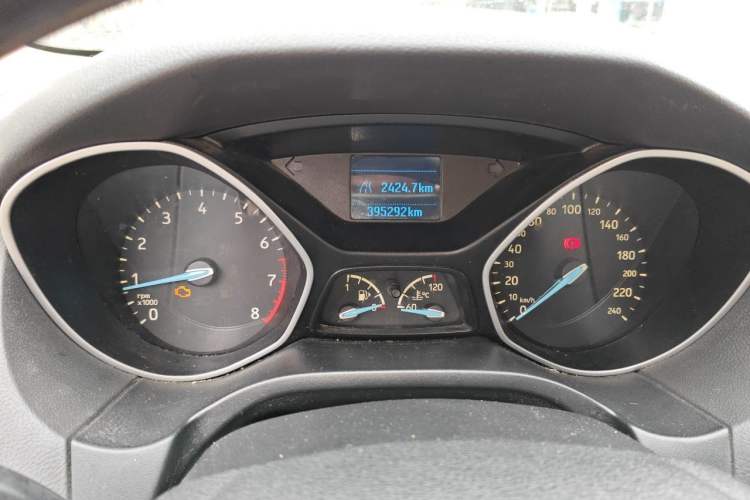 Used Ford Focus 2015 Sedan 1.6L Manual Comfort Model Instrument Cluster