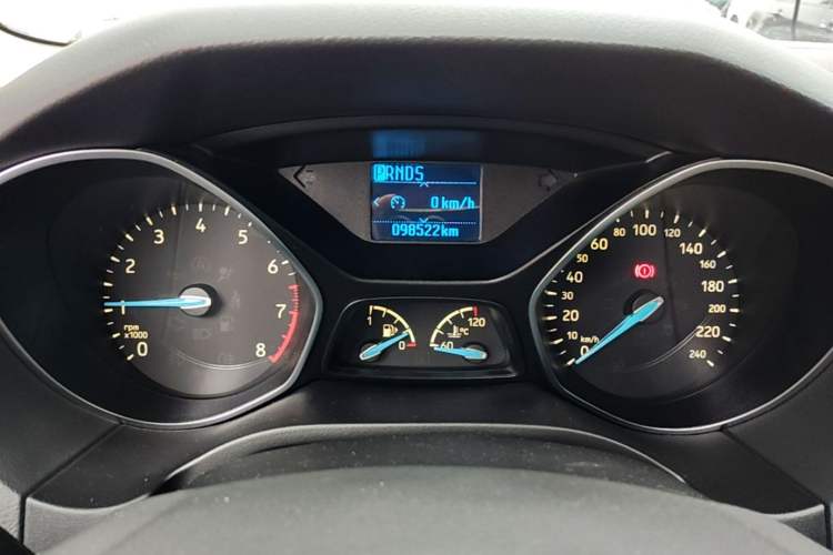 Used Ford Focus 2015 Hatchback EcoBoost 125 Automatic Supreme Style Edition Instrument Cluster