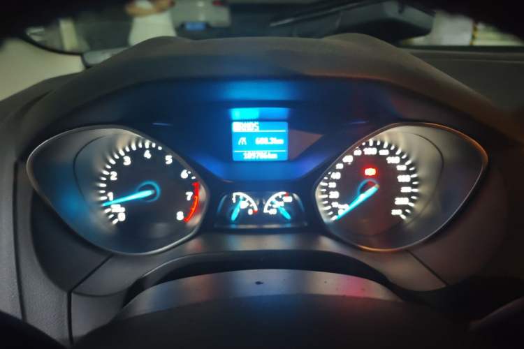 Used Ford Focus 2015 Sedan 1.6L Automatic Comfort Model Instrument Cluster