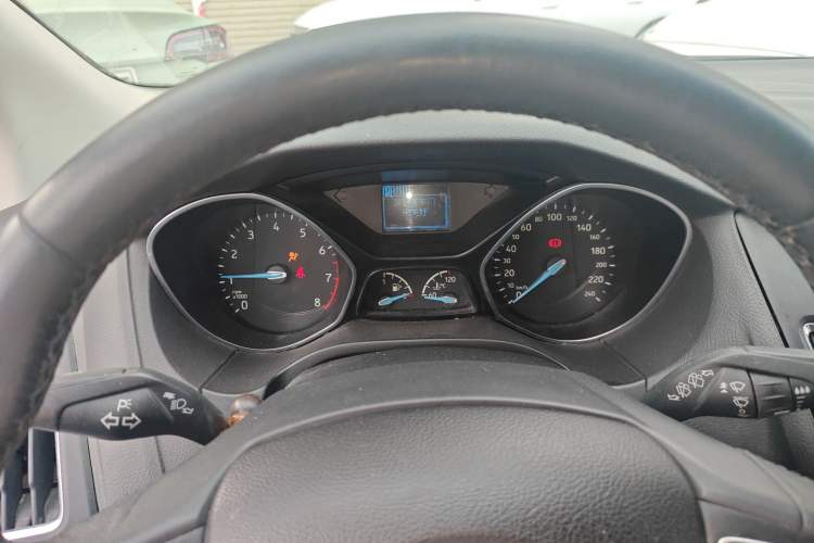 Used Ford Focus 2015 Hatchback 1.6L Automatic Fashion Edition Instrument Cluster