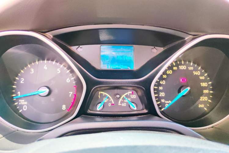 Used Ford Focus 2015 Sedan 1.6L Manual Comfort Model Instrument Cluster