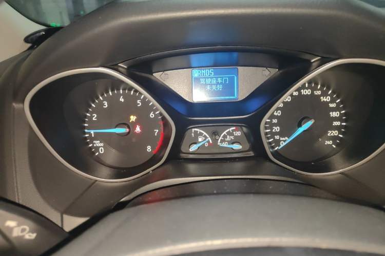 Used Ford Focus 2015 Sedan 1.6L Automatic Comfort Model Instrument Cluster