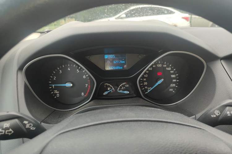 Used Ford Focus 2015 Sedan 1.6L Automatic Trend Model Instrument Cluster