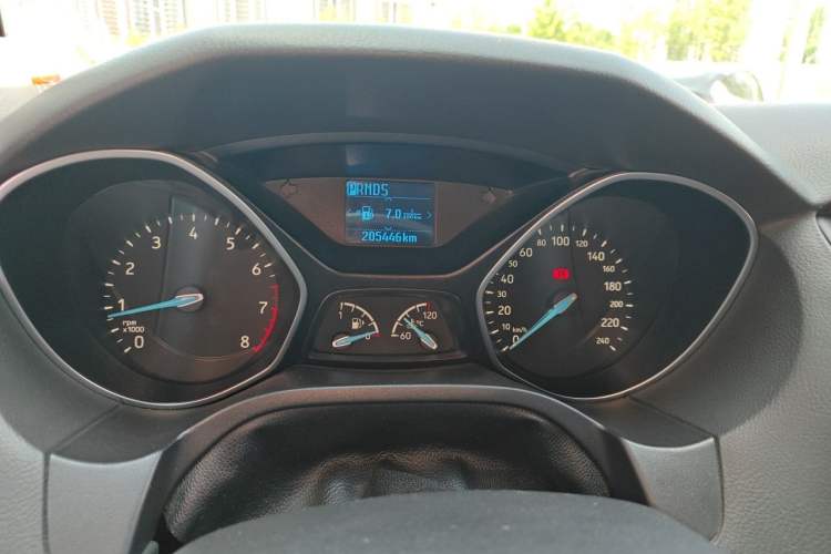 Used Ford Focus 2015 Hatchback EcoBoost 125 Automatic Supreme Style Edition Instrument Cluster