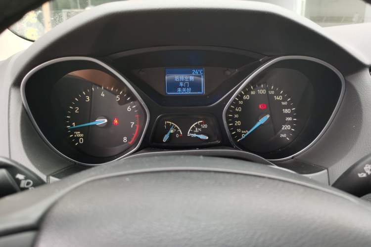Used Ford Focus 2015 Sedan 1.6L Manual Fashion Edition Instrument Cluster