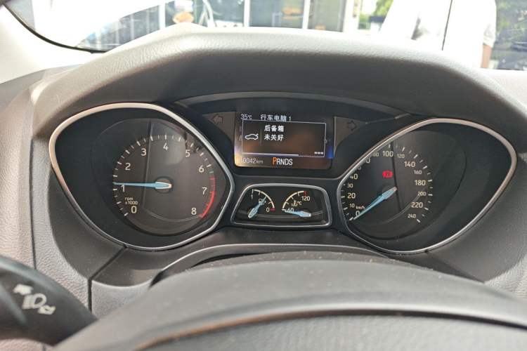 Used Ford Focus 2015 Hatchback EcoBoost 180 Automatic Elite Model Instrument Cluster