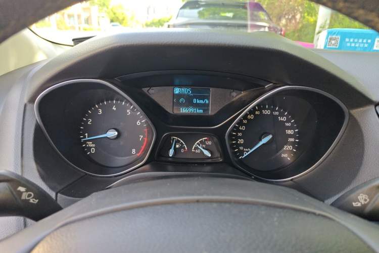 Used Ford Focus 2015 Sedan EcoBoost 125 Automatic Supreme Style Edition Instrument Cluster