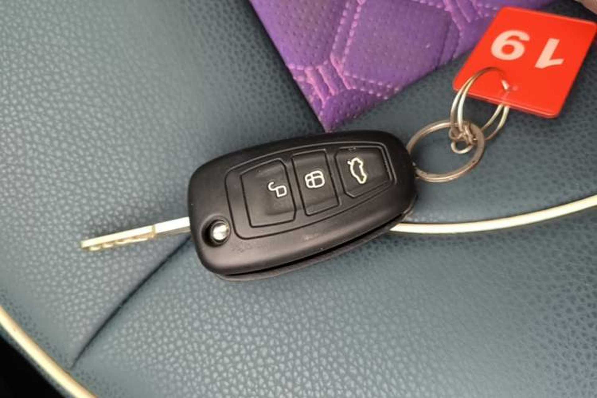 Used Ford Focus 2015 Hatchback 1.6L Automatic Comfort Model Interior 1