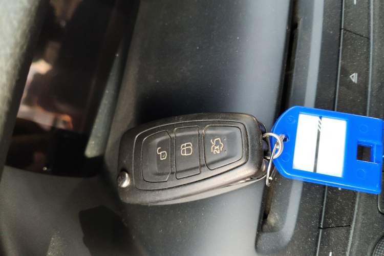 Used Ford Focus 2015 Sedan 1.6L Automatic Trend Model Interior 1