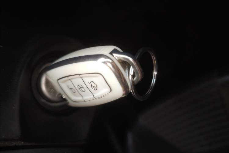 Used Ford Focus 2015 Hatchback EcoBoost 125 Automatic Supreme Style Edition Interior 1