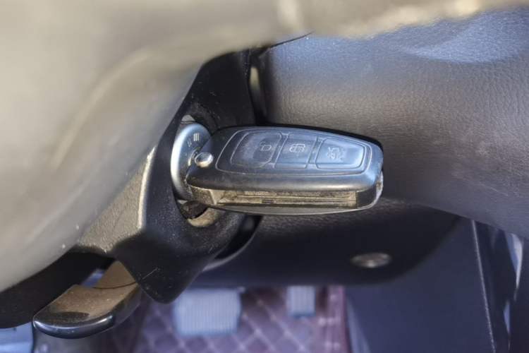 Used Ford Focus 2015 Sedan 1.6L Automatic Trend Model Interior 1