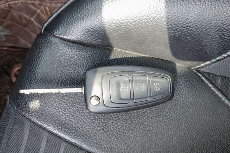Used Ford Focus 2015 Sedan 1.6L Automatic Trend Model Interior 1