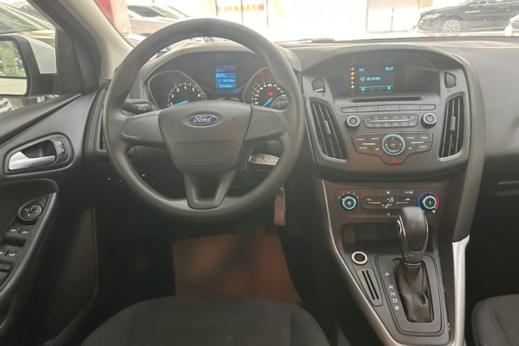 Used Ford Focus 2015 Hatchback 1.6L Automatic Comfort Model Interior 1