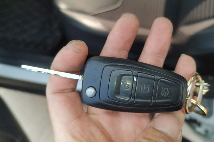 Used Ford Focus 2015 Sedan 1.6L Automatic Trend Model Interior 1