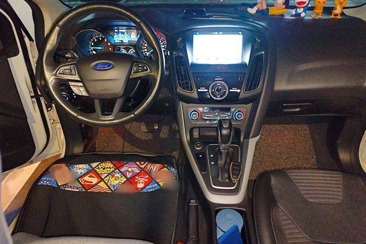 Used Ford Focus 2015 Hatchback EcoBoost 180 Automatic Sport Model Interior 2