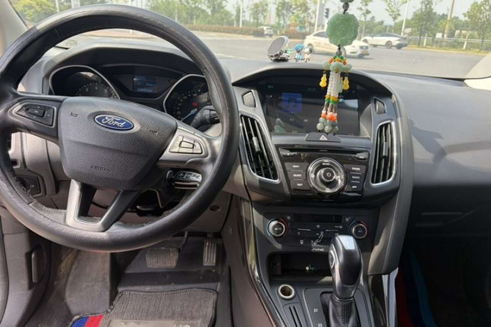 Used Ford Focus 2015 Sedan 1.6L Automatic Trend Model Interior 3