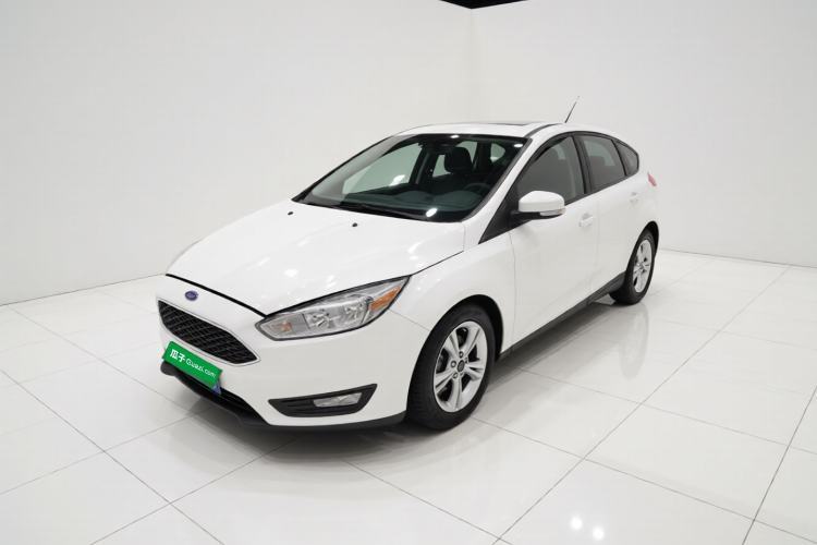 Used Ford Focus 2015 Hatchback 1.6L Automatic Comfort Model Guazi used car, China used car export, Used car for sale, Used  cars, Cheapest cars for sale