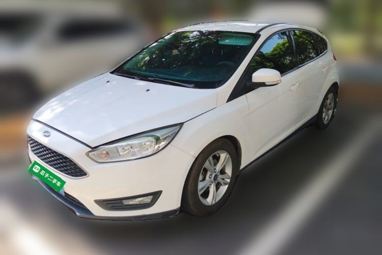 Used Ford Focus 2015 Hatchback 1.6L Automatic Comfort Model Guazi used car, China used car export, Used car for sale, Used  cars, Cheapest cars for sale