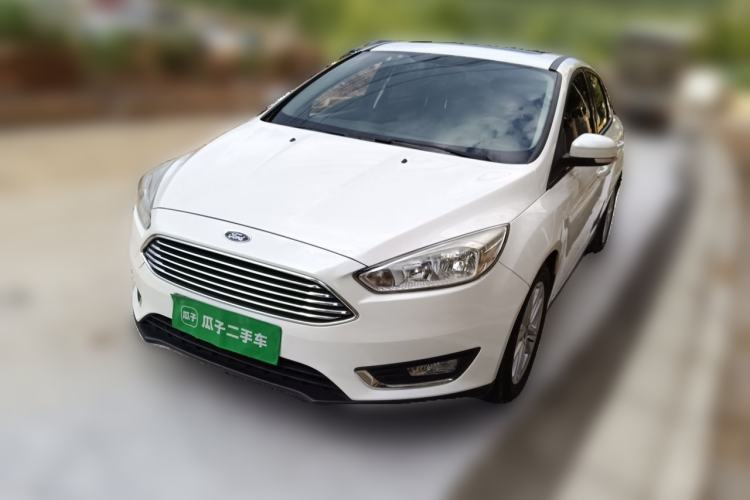 Used Ford Focus 2015 Sedan EcoBoost 125 Automatic Supreme Style Edition Guazi used car, China used car export, Used car for sale, Used cars, Cheapest cars for sale