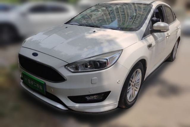 Used Ford Focus 2015 Sedan EcoBoost 180 Automatic Flagship Model