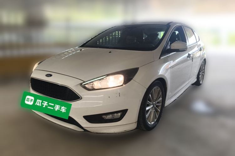 Used Ford Focus 2015 Hatchback EcoBoost 180 Automatic Sport Model Guazi used car, China used car export, Used car for sale, Used cars, Cheapest cars for sale