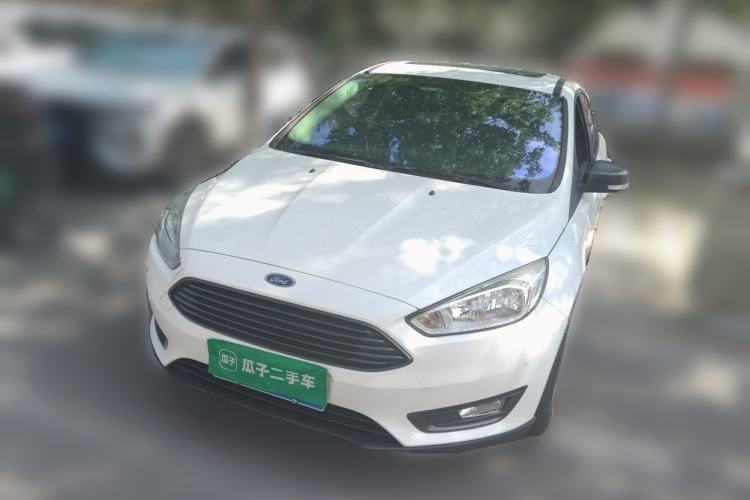 Used Ford Focus 2015 Sedan 1.6L Automatic Trend Model Guazi used car, China used car export, Used car for sale, Used cars, Cheapest cars for sale