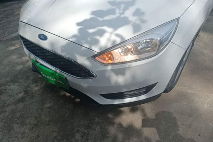 Used Ford Focus 2015 Hatchback 1.6L Automatic Comfort Model Left Front Headlight
