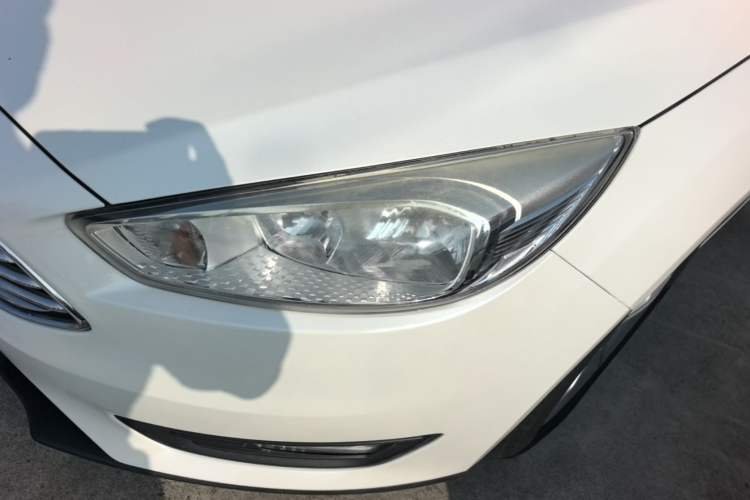 Used Ford Focus 2015 Sedan 1.6L Manual Comfort Model Left Front Headlight