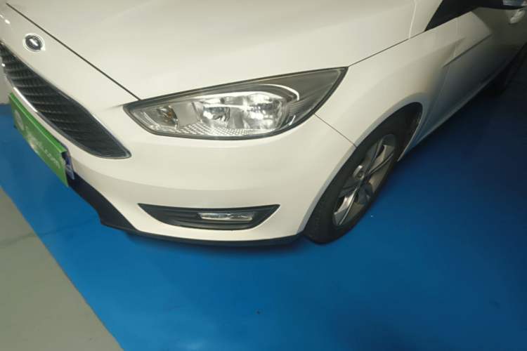 Used Ford Focus 2015 Hatchback 1.6L Automatic Comfort Model Left Front Headlight