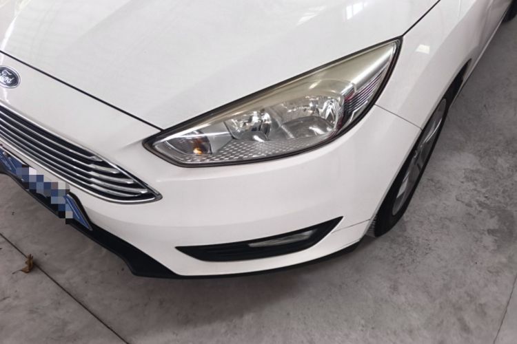 Used Ford Focus 2015 Sedan 1.6L Automatic Comfort Model Left Front Headlight