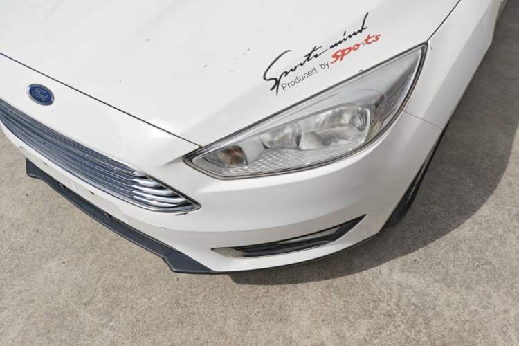 Used Ford Focus 2015 Sedan 1.6L Manual Fashion Edition Left Front Headlight