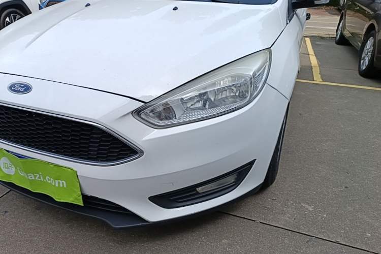 Used Ford Focus 2015 Hatchback 1.6L Automatic Comfort Model Left Front Headlight