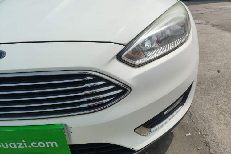 Used Ford Focus 2015 Sedan 1.6L Automatic Trend Model Left Front Headlight