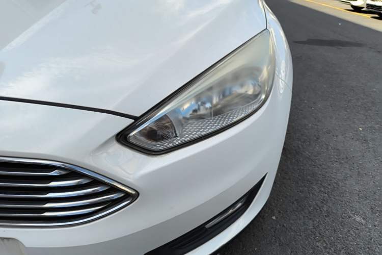 Used Ford Focus 2015 Sedan 1.6L Automatic Comfort Model Left Front Headlight