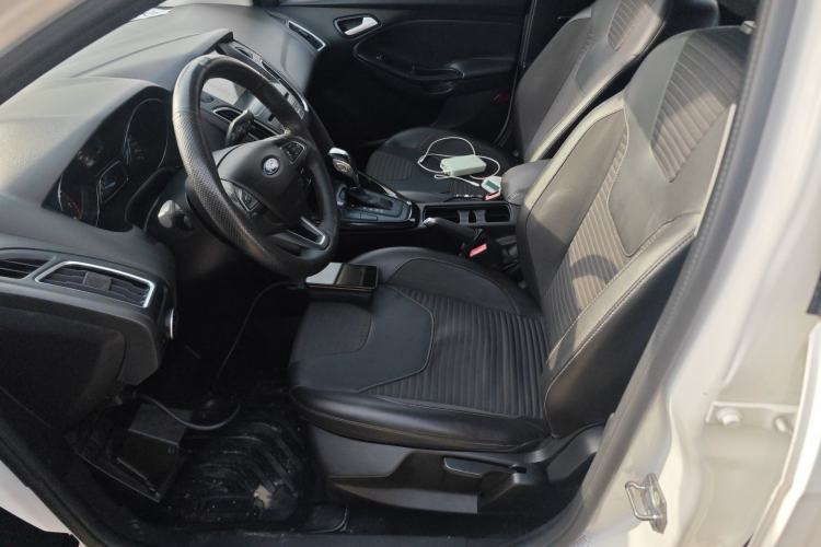 Used Ford Focus 2015 Sedan EcoBoost 180 Automatic Elite Model Left Front Seat