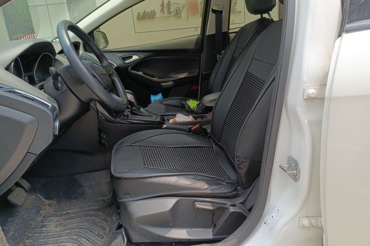Used Ford Focus 2015 Hatchback 1.6L Automatic Fashion Edition Left Front Seat