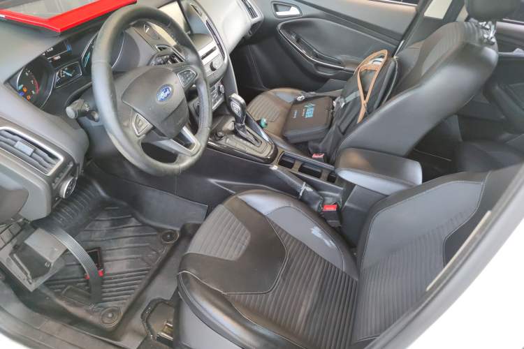 Used Ford Focus 2015 Sedan EcoBoost 180 Automatic Elite Model Left Front Seat
