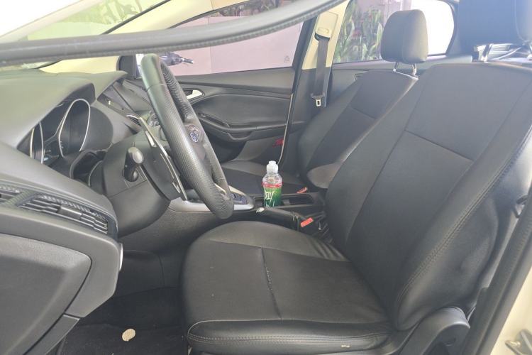 Used Ford Focus 2015 Hatchback 1.6L Automatic Comfort Model Left Front Seat