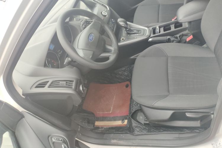 Used Ford Focus 2015 Hatchback 1.6L Automatic Comfort Model Left Front Seat