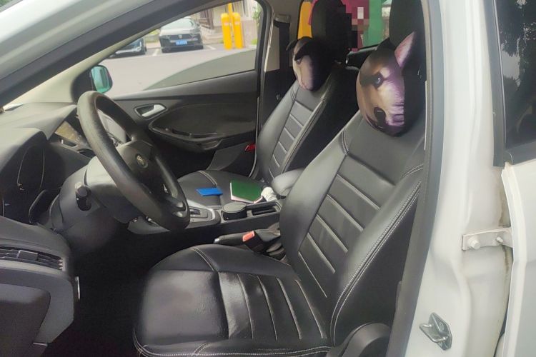 Used Ford Focus 2015 Hatchback 1.6L Automatic Comfort Model Left Front Seat