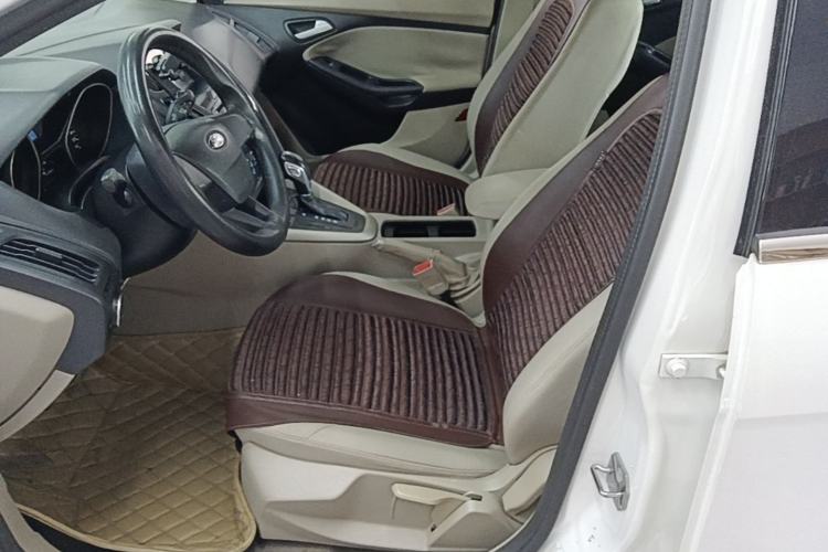 Used Ford Focus 2015 Sedan 1.6L Automatic Comfort Model Left Front Seat