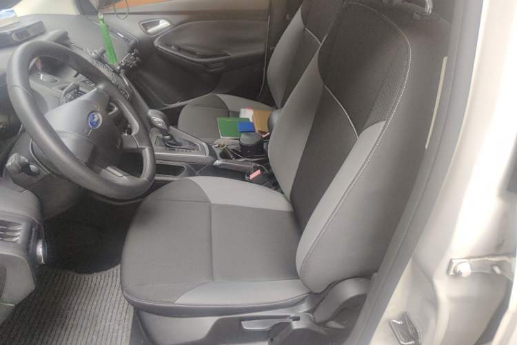Used Ford Focus 2015 Hatchback 1.6L Automatic Comfort Model Left Front Seat