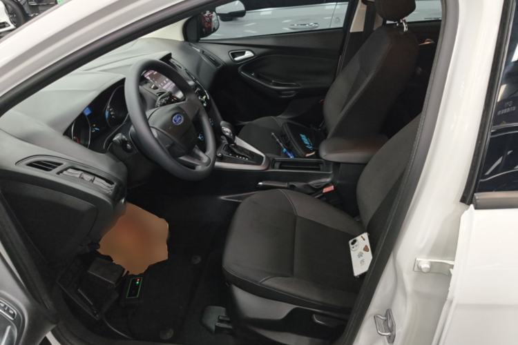Used Ford Focus 2015 Hatchback 1.6L Automatic Comfort Model Left Front Seat