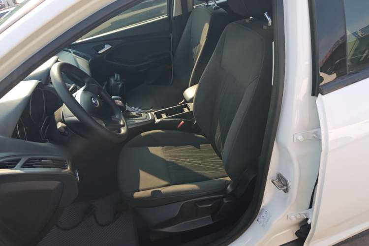 Used Ford Focus 2015 Hatchback 1.6L Automatic Comfort Model Left Front Seat
