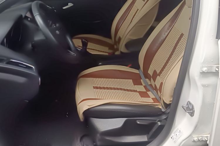 Used Ford Focus 2015 Hatchback 1.6L Manual Fashion Edition Left Front Seat