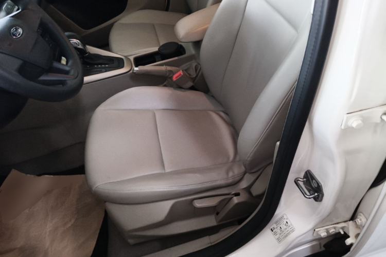 Used Ford Focus 2015 Sedan 1.6L Automatic Comfort Model Left Front Seat