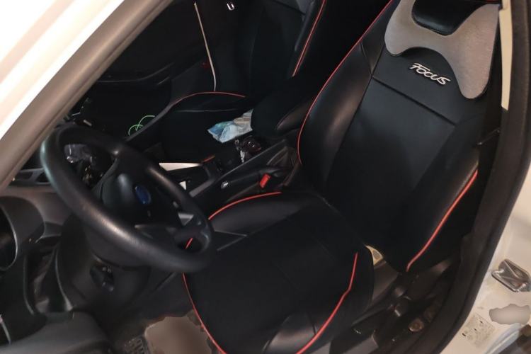 Used Ford Focus 2015 Hatchback 1.6L Automatic Comfort Model Left Front Seat