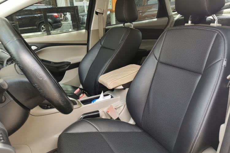 Used Ford Focus 2015 Sedan 1.6L Automatic Comfort Model Left Front Seat