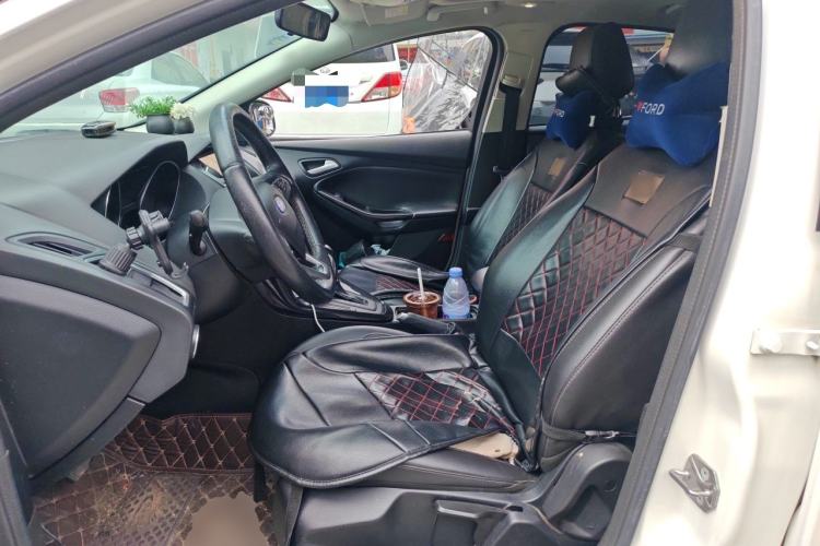 Used Ford Focus 2015 Sedan 1.6L Automatic Trend Model Left Front Seat