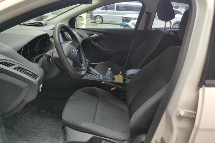 Used Ford Focus 2015 Hatchback 1.6L Automatic Comfort Model Left Front Seat